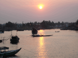 Hoian, fleuve Thubon, coucher de soleil sur Hoian, 